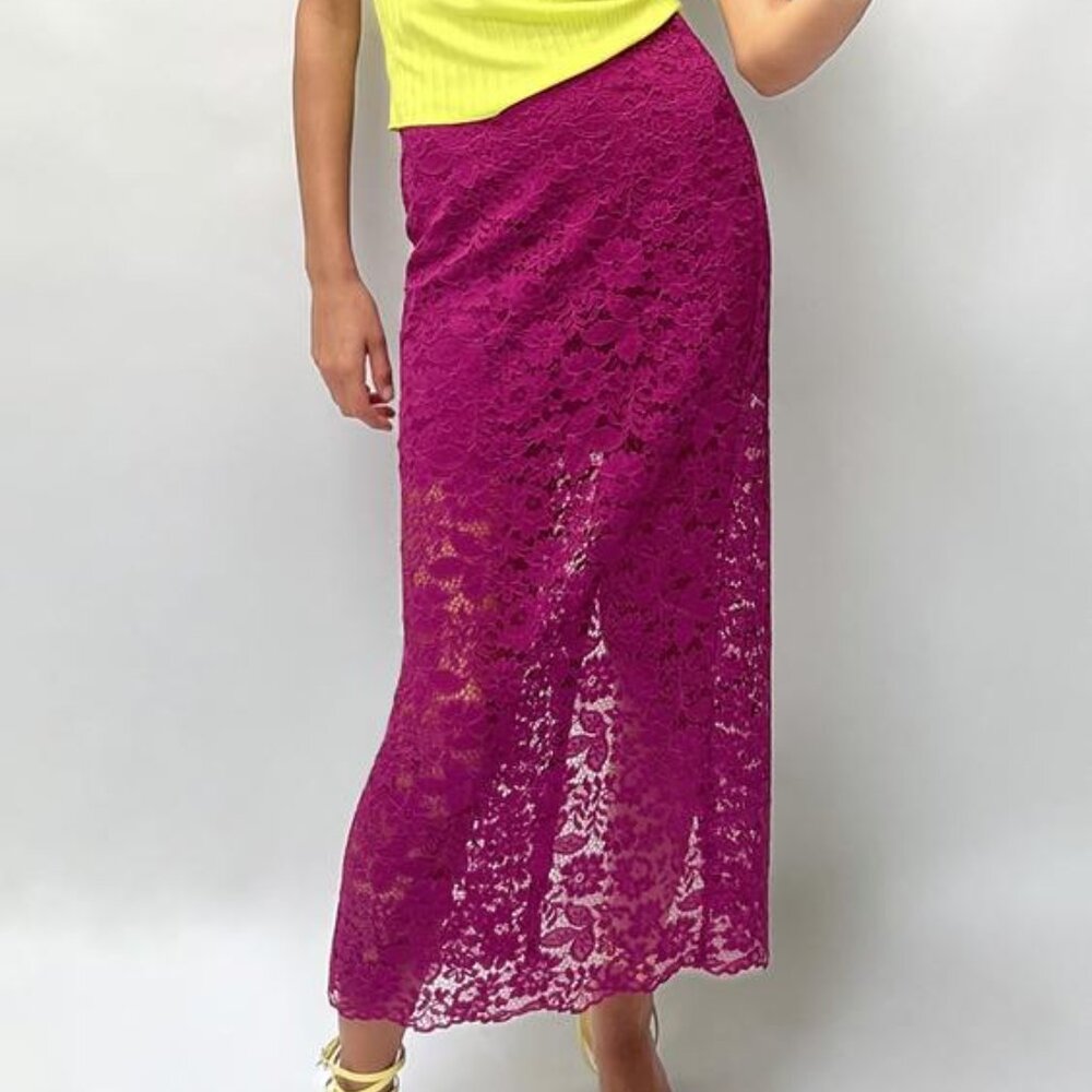 NWT FUCHSIA LACE MIDI SKIRT